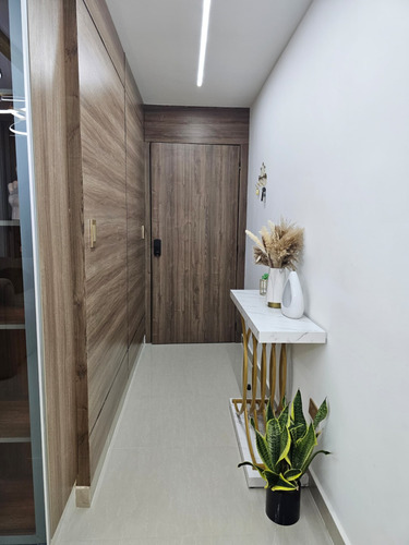 Venta De Moderno Apartamento En Resd. Aspen En La Ubr La Trigaleña - Wc