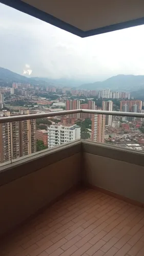 Apartamento En Venta En Loma San José. Cod V12696