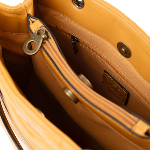 Cartera Xl Extra Large Thais Camel Acabado De Los Herrajes Níquel Correa De Hombro A Tono Diseño De La Tela Liso