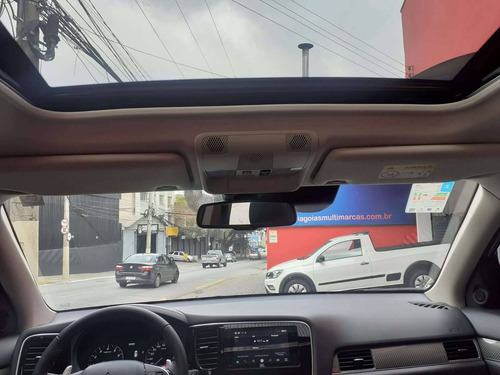Imagem 11 de 15 de Mitsubishi Outlander 3.0 Mivec V6 Gasolina Hpe-s Awd