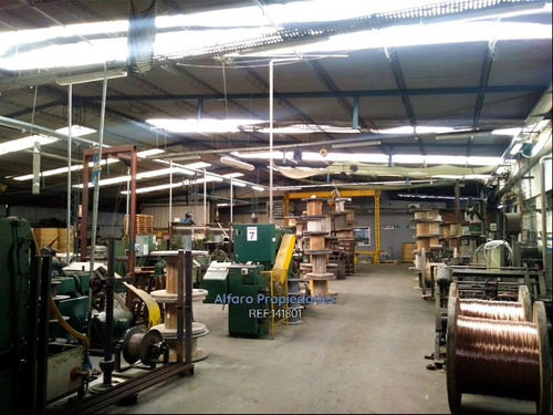 Industrial De Alto Metraje