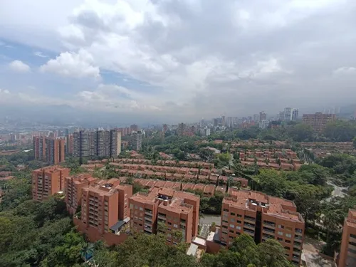 Apartamento En Arriendo Loma Del Esmeraldal 1092-2783