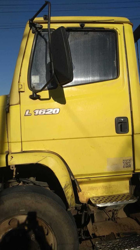 Imagem 4 de 14 de Caminhão Mercedes 1620