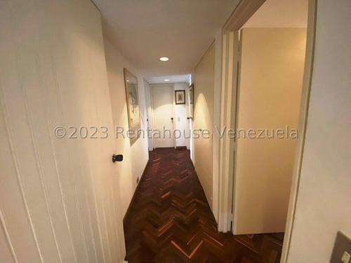 Bello Y Muy Amplio Apartamento Con La Mejor Vista Sobre El Valle De Caracas En Alquiler En Santa Eduvigis Vi Mls #24-7470