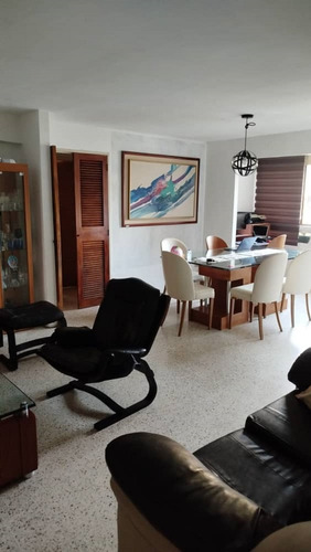 Se Vende Cómodo Apartamento, Ubicado En San Antonio De Los Altos. Residencia Los Altos.nc
