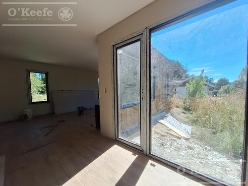Casa De 4 Ambientes En Venta - Villa Verde Bariloche