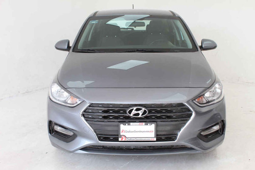 Imagen 8 de 15 de Hyundai Accent 2018 4 Cilindros