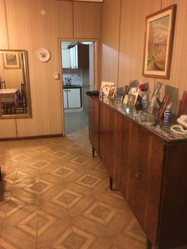 Imagen 4 de 10 de Departamento Interno De Pasillo Con Dos Patios En Venta