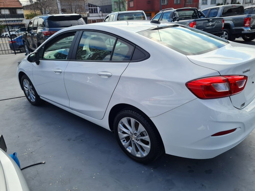 Imagen 8 de 15 de Chevolet Cruze Ls 1.4 Turbo 2018