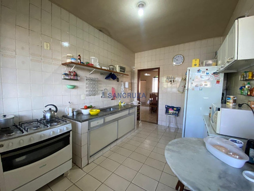 Imagem 11 de 28 de Casa À Venda, 5 Quartos, 1 Suíte, 2 Vagas, Fonte Grande - Contagem/mg - 27200