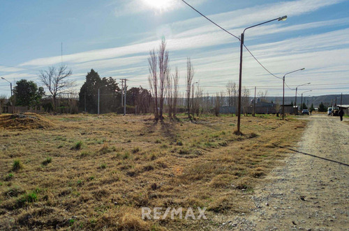 Imagen 11 de 12 de Venta - Lote Barrio Venezzia - Plottier