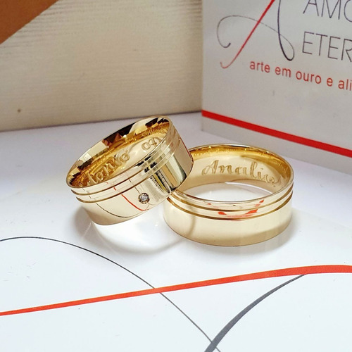 Par Alianças 8mm 12g Ouro 18k C/ Friso E Pedra Anatômicas