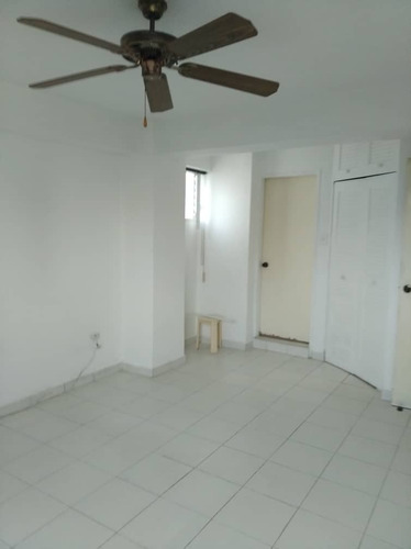 Imagen 4 de 24 de Dorata Realty Vende Hermoso Apartamento Res. Canaima Valles De Camoruco