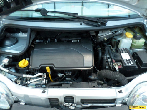 Imagen 20 de 25 de Renault Twingo Access 2010