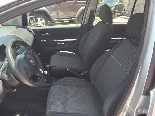 Volkswagen Suran 1.6 Comfortline 101cv 11a