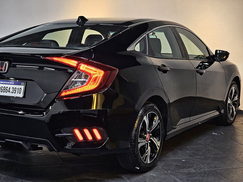 Honda Civic Sedan SPORT 2.0 Flex 16V Aut.4p