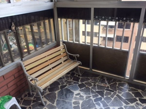 Imagen 6 de 14 de Cómodo Y Espacioso Apto. En Venta En El Paraíso. Favor Llamar Al Nro. 0426-9138924