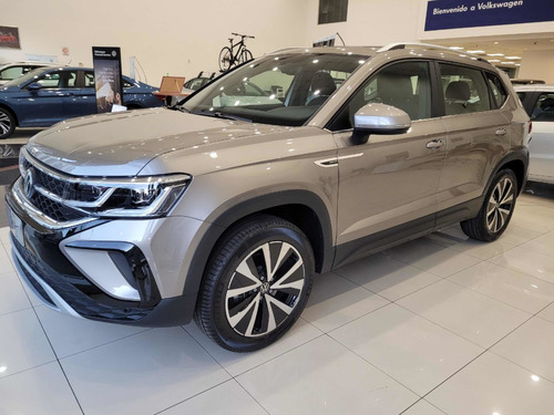 Imagen 8 de 25 de Volkswagen Taos 2023 1.4 250 Tsi Highline