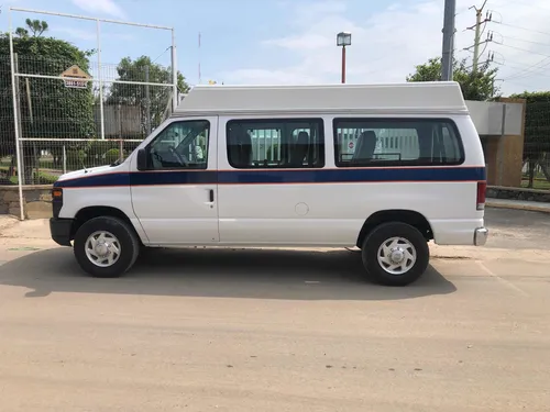 Ford Econoline 2012 Pasajeros Techo Alto