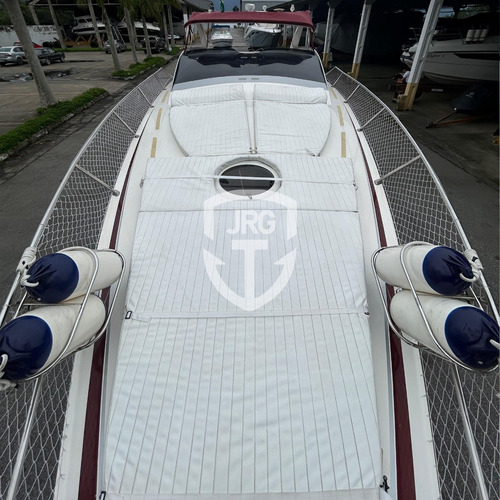 Lancha Maxmarine 43 2012 (com Ar E Gerador Kohler)