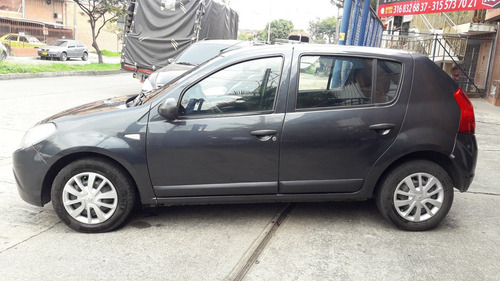 Renault Sandero Expression Color Gris Eclipse