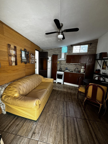 Venta Casa 1 Dormitorio Amoblada Con Renta Anual Ideal Inversion - Floresta Sur