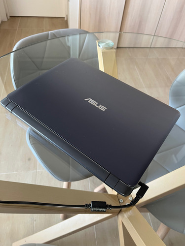 Notebook Asus Vivobook 14 X407uar (Usado)