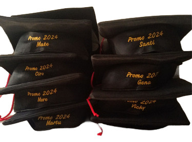 Gorras,birretes,galeras. Egresados Bordados Personalizados