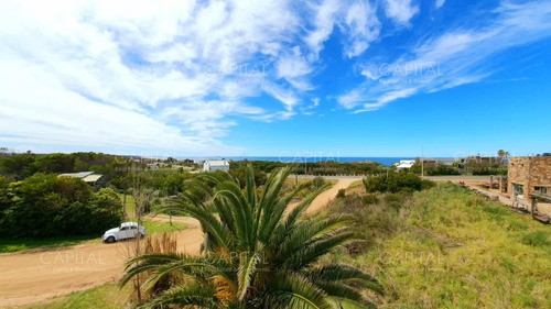 Muy Linda Casa En Venta Mirando Al Mar