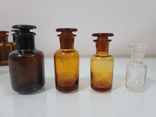 Antiguo Frascos Tapón Años 20 Boticario Farmacia Adorno Lote (Usado)