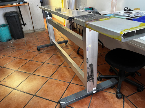 Pedestal De Aluminio Para Plotter 160 Cm (Usado)