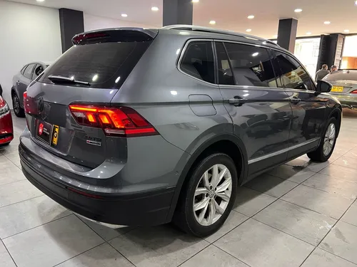 Volkswagen Tiguan Allspace Comfortline 2.0 Tsi 4motion