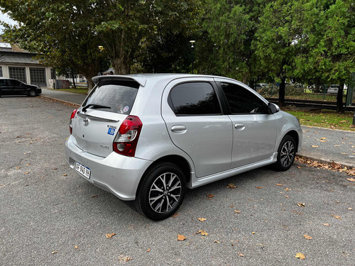 Toyota Etios 1.5 Sedan Xls