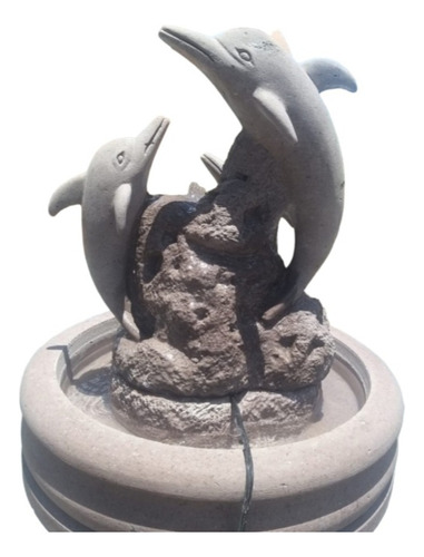 Mini Fuente De Delfines En Cantera Rosa 30x40