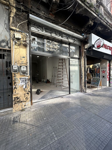Alquiler Local Comercial 200 Mts 2 En 18 De Julio Cordón.
