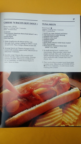 The Complete Microwave Cookbook. Jc Penney.
