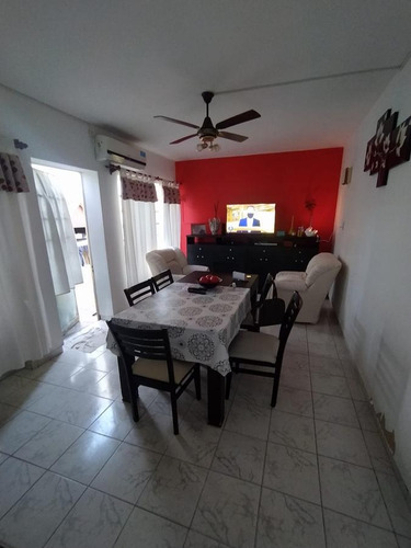 Imagen 6 de 16 de Casa - Barrio Alberdi