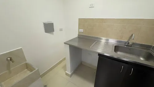 Oficinas En Arriendo Guayabal 643-8292544