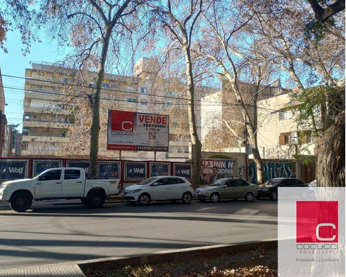 Terreno / Lote En Venta De 1708m2 Ubicado En Ciudad De Mendoza.