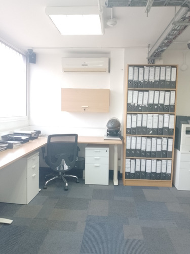 Se Alquila Oficina En Avda. Libertador 102m2