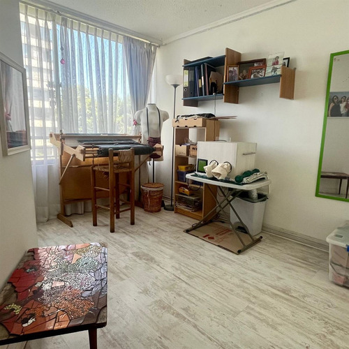 Departamento En Venta De 3 Dorm. 2 Baños En Las Condes