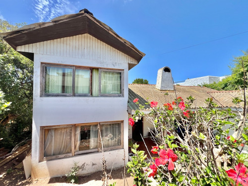 Interesante Propiedad Con Vista En Venta, Cachagua