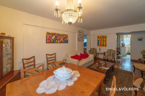 Imagen 7 de 17 de Amplio E Impecable Departamento