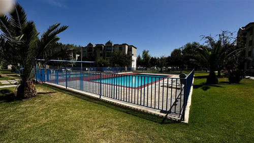 Departamento En Venta De 3 Dorm. En Cerrillos