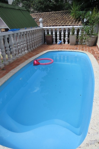 Imagem 2 de 30 de Casa Em Lote De 360m² Com Piscina E Varanda Gourmet Com Churrasqueira No Bairro São João Batista !!!! Casa Composta Por 3 Quartos Sendo Um Com Suíte C - Ca00463 - 71150931
