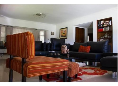Casa En Venta - 4 Dormitorios 5 Baños - 1302mts2 - Pilar