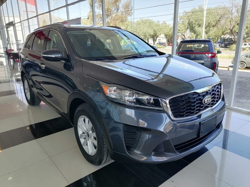 Imagen 9 de 15 de Kia Sorento Lx