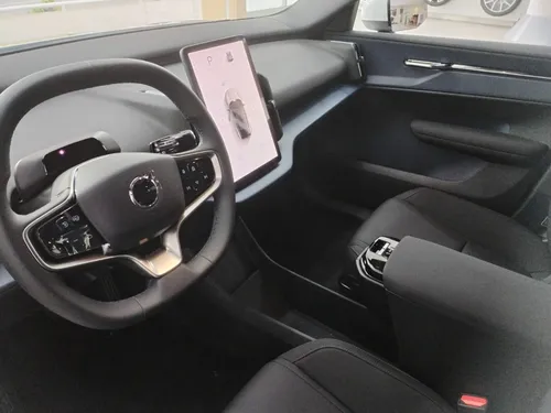 Volvo EX30 CORE