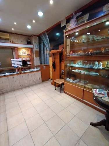 Local En Alquiler En Charallave Con Fondo De Comercio