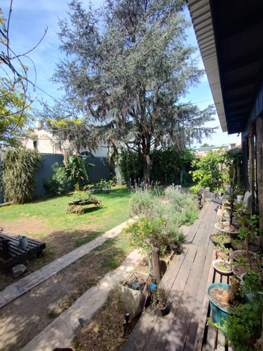Casa En Venta En Quilmes Sobre Dos Lotes